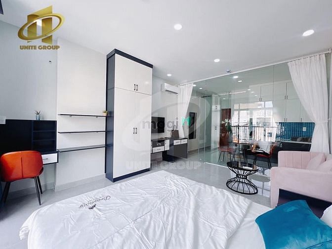 Hình ảnh Siêu Phẩm Căn Hộ Cao Cấp Ban Công Máy Giặt Riêng ngay Chợ Tân Định Q3