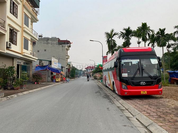 Hình ảnh Bán 148m2 đất trục chính xóm 1 Đông Dư Gia Lâm
