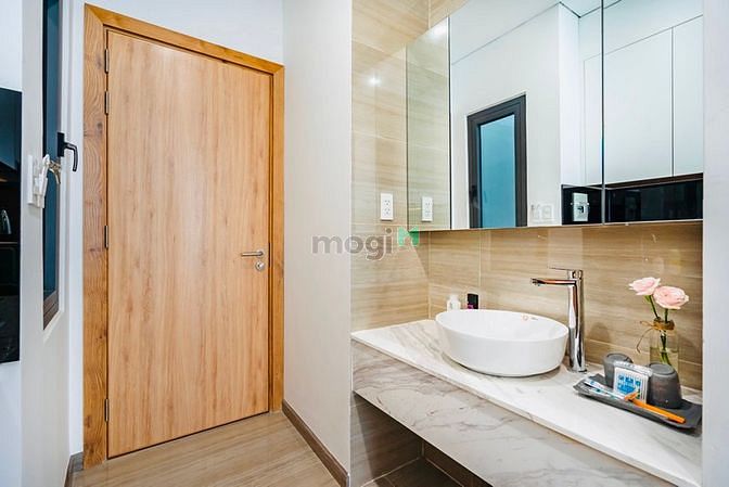 Hình ảnh Duy nhất căn Studio nội thất cao cấp kế bên Bùi Viện, chợ Bến Thành