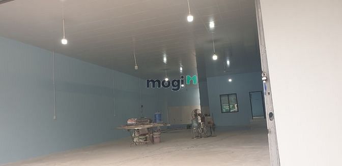 Hình ảnh Cho thuê kho mặt tiền đường Hoàng Văn Thái