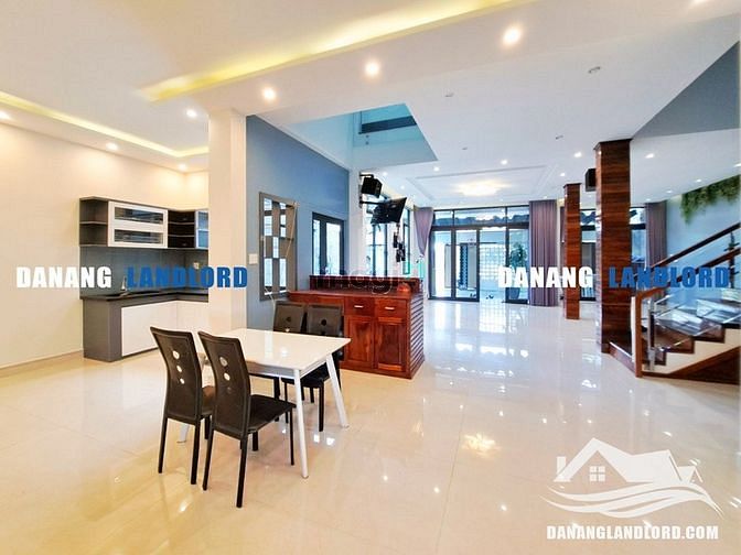 Hình ảnh Biệt thự 5PN hồ bơi gần cầu Thuận Phước - B836