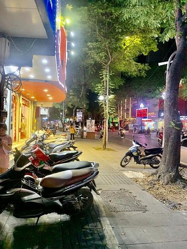 Hình ảnh Bán nhà phố Thái Hà, Đống Đa, 7 tầng, 38 tỷ