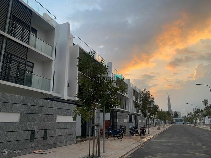 Hình ảnh Bán 2 căn nhà phố đường E Newcity An Phú, Q2