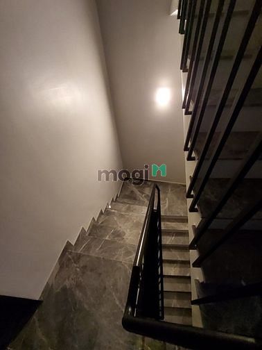 Hình ảnh Nhà cao cấp cho thuê ngay trung tâm quận 1
