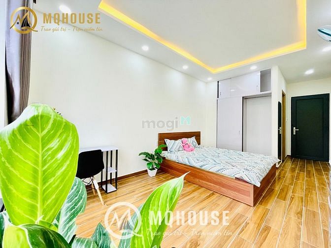 Hình ảnh Siêu Cửa Sổ gần CV Làng Hoa - Lê Văn Thọ