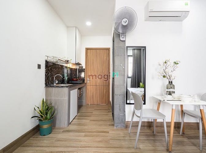 Hình ảnh 🌸 Em Vũ Cho Thuê Studio 30m2 Bancony mới Tinh 🍀 Gần Ngã Tư Hàng Xanh