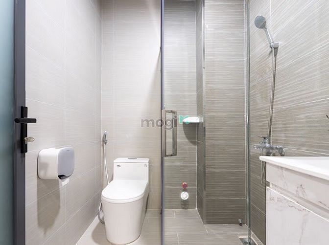 Hình ảnh 🌸 Em Vũ Cho Thuê Studio 30m2 Bancony mới Tinh 🍀 Gần Ngã Tư Hàng Xanh