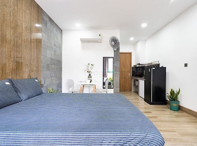 Hình ảnh 🌸 Em Vũ Cho Thuê Studio 30m2 Bancony mới Tinh 🍀 Gần Ngã Tư Hàng Xanh