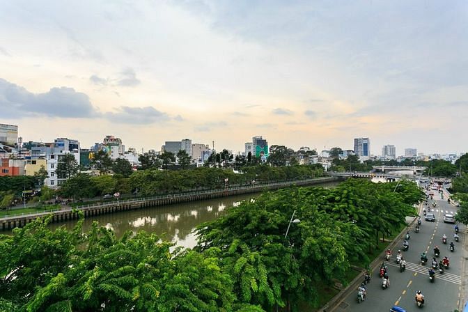Hình ảnh Mb6623 nạp rút nhanh chóng cao cấp view sông full cửa kính
