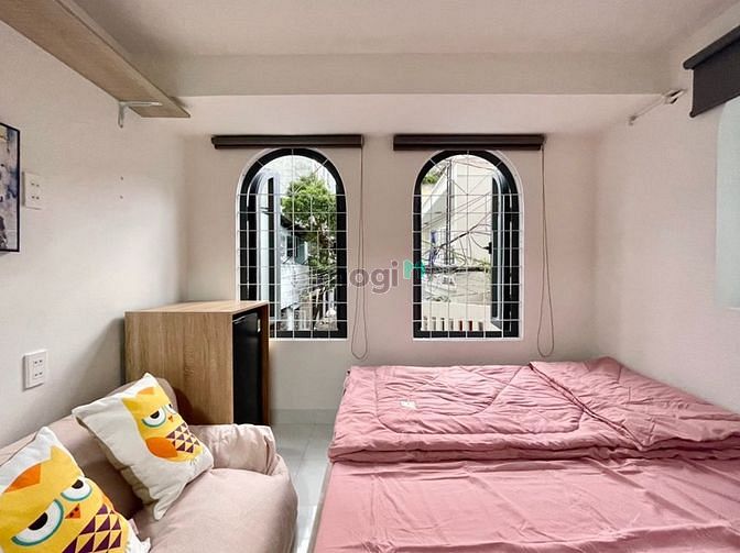 Hình ảnh Mb6623 nạp rút nhanh chóng studio cửa sổ lớn ngay trên Cách Mạng Tháng Tám