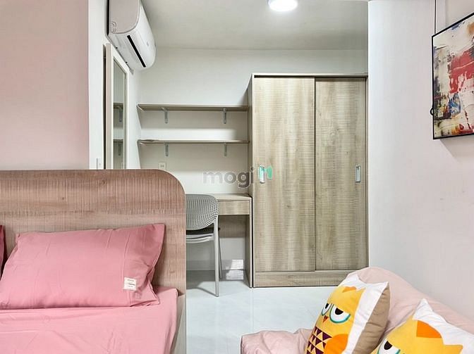 Hình ảnh Mb6623 nạp rút nhanh chóng studio cửa sổ lớn ngay trên Cách Mạng Tháng Tám