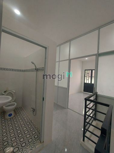 Hình ảnh 3tỷ150💥nhà đẹp 1 lầu Lãnh Binh Thăng q11