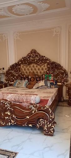 Hình ảnh Biệt thự giữa trung tâm TP. HCM nội thất siêu cao cấp gỗ đỏ - Cách Mạn