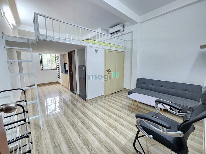 Hình ảnh Duplex 40m2 không giới hạn người ở đi bộ qua HUTECH
