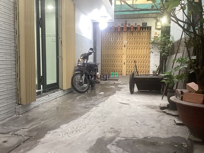 Hình ảnh 2,9tỷ💥siêu phẩm giá rẻ khu chợ thiết quận 11