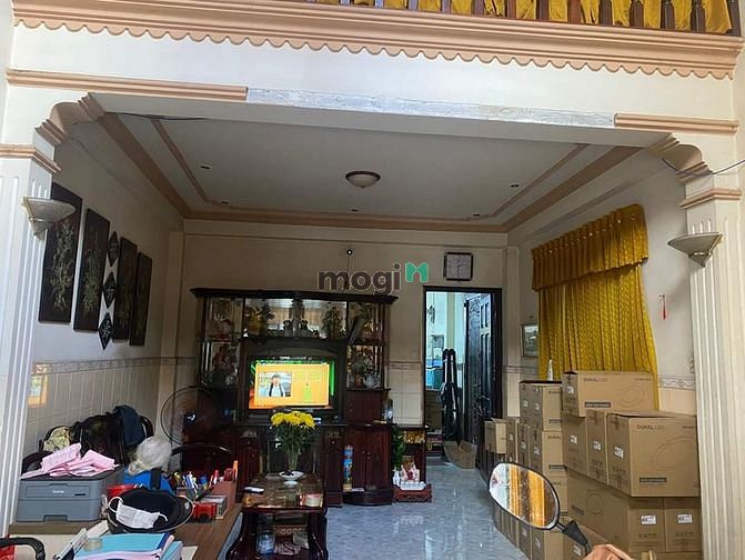 Hình ảnh Bán nhà hẻm 1/ cách mạng tháng 8, 4 lầu chỉ 13 tỷ