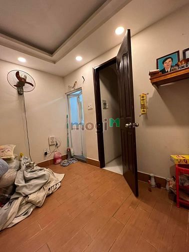 Hình ảnh Bán nhà đoàn văn bơ 4 lầu, 23 m2 chỉ 3 tỷ 6