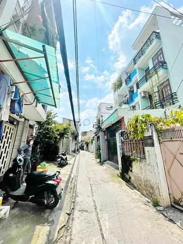 Hình ảnh Cần bán lô đất nền Hẻm thoáng 30 Lâm Văn Bền, P.TK, Quận 7