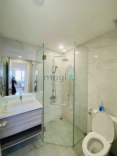 Hình ảnh Cho thuê căn 2PN/2WC The Botanica (Phổ Quang), dọn vào trước Tết