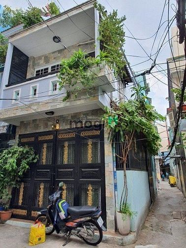 Hình ảnh Bán nhà gần hẻm xe hơi Bà Hạt, Q,10