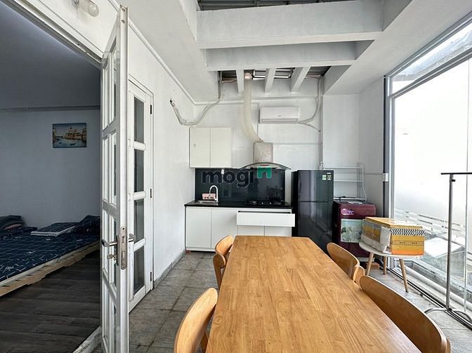 Hình ảnh Căn Hộ 1 Phòng Ngủ, Studio Full Nt, Ban Công Lớn, Ngay VinCom Quận 7