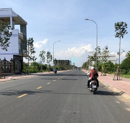 Hình ảnh Bán gấp 1 nền ngay khu dân cư quốc lộ 50 Bc tphcm