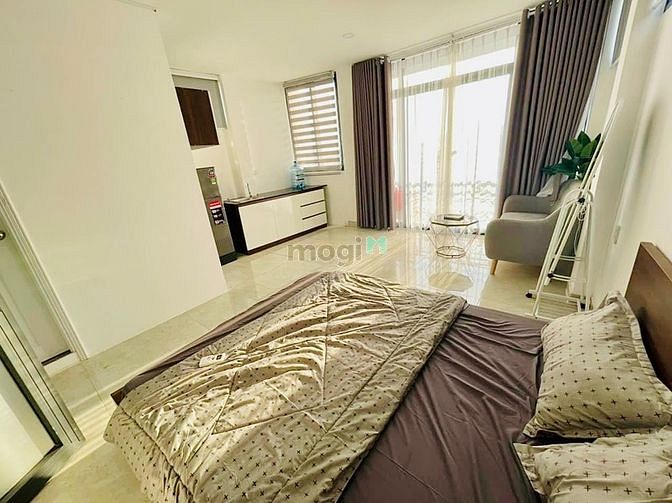 Hình ảnh Hệ Thống CH balcon - Cửa sổ  ngay gần Phan XÍch Long