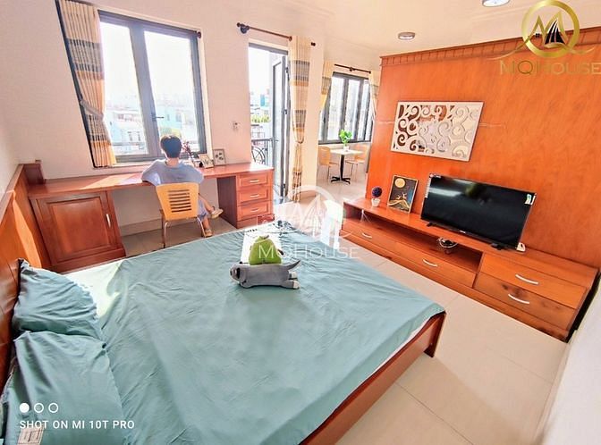 Hình ảnh Hệ Thống CH balcon - Cửa sổ  ngay gần Phan XÍch Long