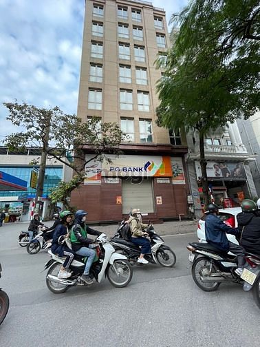 Hình ảnh Cho thuê căn góc toà nhà mặt phố Thái Thịnh
