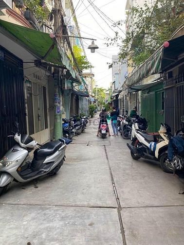 Hình ảnh Ban gâp can nha quân 8 gia re tphcm