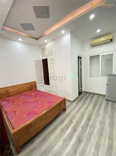 Hình ảnh Phòng mới sạch đẹp, full nội thất, quận 1