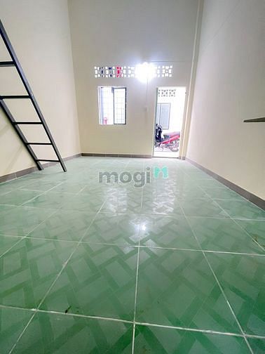 Hình ảnh Phòng gác cao 2m, Giờ tự do Giá ưu đãi