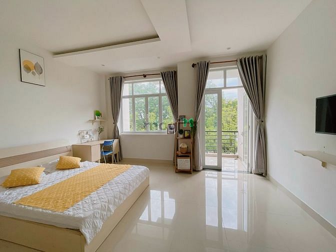 Hình ảnh Trang Chủ MB66.COM / Đăng Ký Tặng 66K có ban công, cửa sổ lớn đối diện đại học Rmit, full nội thất.