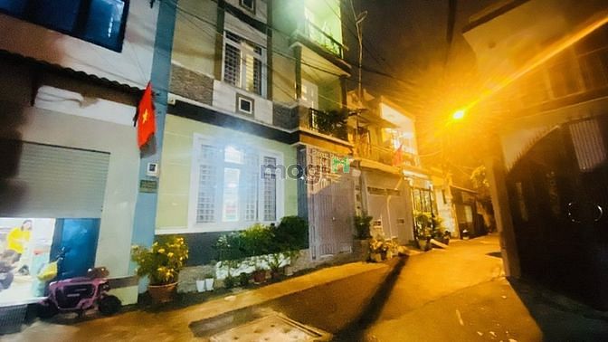 Hình ảnh LINH CHIỂU - Đối Diện Vincom Thủ Đức – DT60m2x2T - Chỉ 6 Tỷ 150