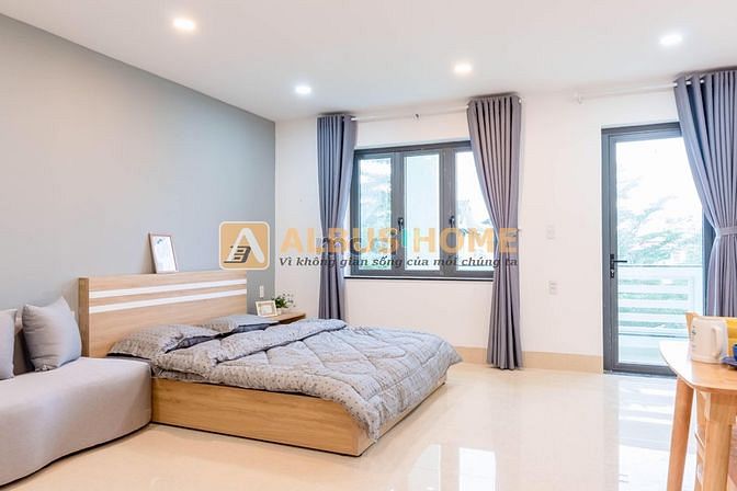 Hình ảnh CH sát bên Phú Mỹ Hưng- full NT- ban công- SALE đậm sâu