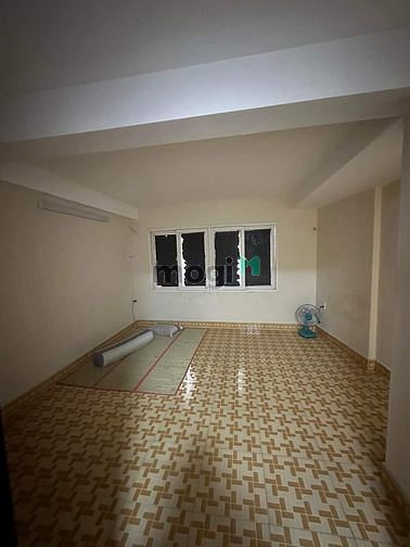 Hình ảnh HẺM SẠCH SẼ - THÔNG THOÁNG - KHU DÂN TRÍ CAO