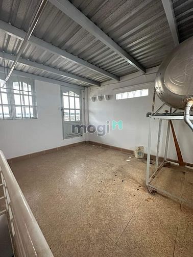 Hình ảnh HẺM SẠCH SẼ - THÔNG THOÁNG - KHU DÂN TRÍ CAO