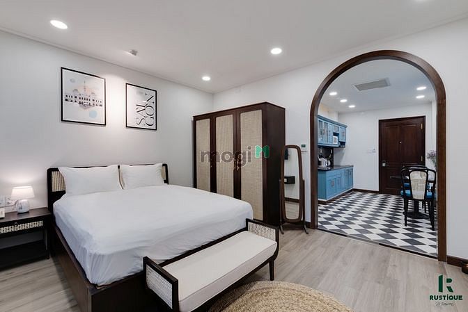 Hình ảnh Mb6623 nạp rút nhanh chóng cao cấp quận 1 phòng lớn mới 100% có cửa sổ lớn bancon lớn