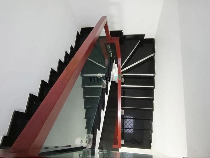 Hình ảnh HXT BÌNH TÂN- SÁT LÊ VĂN QUỚI- 48m2- 5 Tầng- Ngang 4m- Chỉ 5.6 Tỷ
