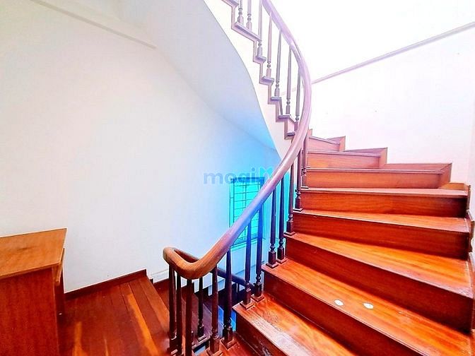 Hình ảnh Láng Hạ, Đống Đa, 42m2, 5T, MT5,7m, giá 6tỷ, Ô TÔ KD.