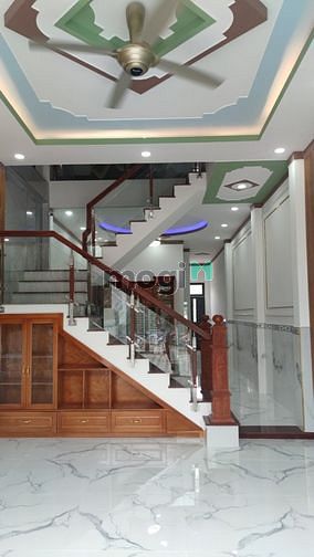 Hình ảnh Bán nhà 1Lầu1Trệt 98m2. Đường Thông 6m.Giá Chỉ: 3Tỷ100Triệu