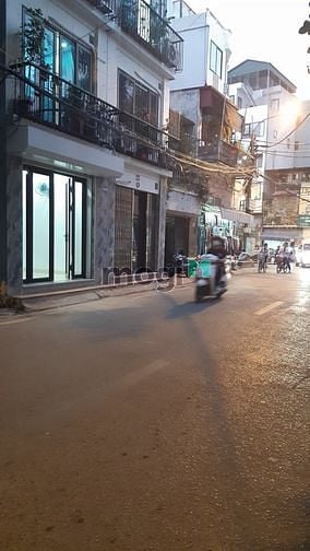 Hình ảnh Cho thuê cửa hàng tầng 1, mặt đường Bạch Đằng