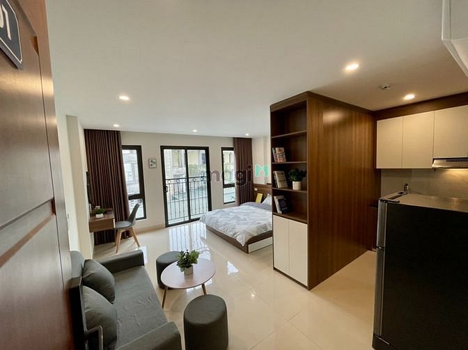 Hình ảnh Chính chủ cho thuê CCMN Nguyễn Chí Thanh *FULL ĐỒ-THANG MÁY-BAN CÔNG*