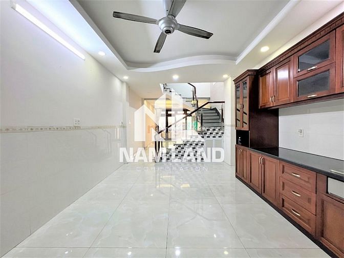 Hình ảnh Cho Thuê Nhà Có Hầm 320m2 Gần Siêu Thị Mega Market An Phú Quận 2
