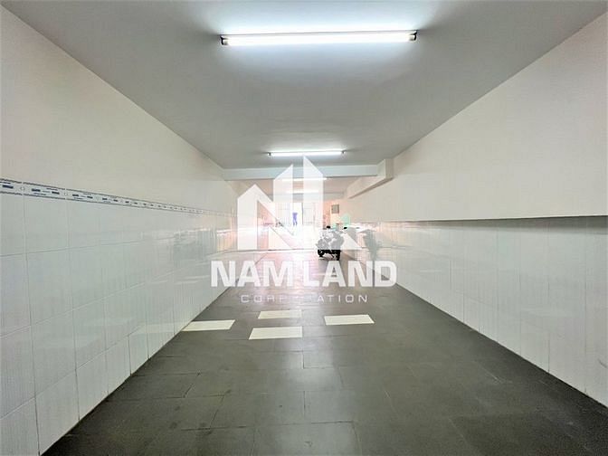 Hình ảnh Cho Thuê Nhà Có Hầm 320m2 Gần Siêu Thị Mega Market An Phú Quận 2