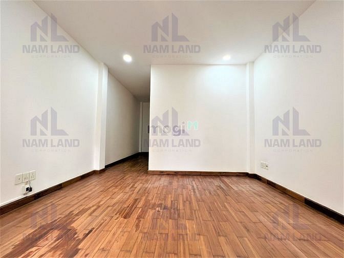 Hình ảnh Cho Thuê Nhà 3 Lầu 300m2 Gần Đường Xa Lộ Hà Nội_P. An Phú_Quận 2