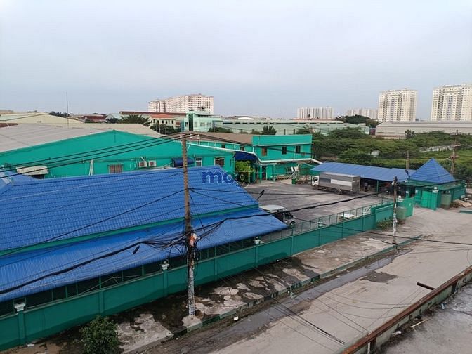 Hình ảnh Bán chdv 36 phòng 350m2 mặt đường 16m. Khu dân cư phát triển.