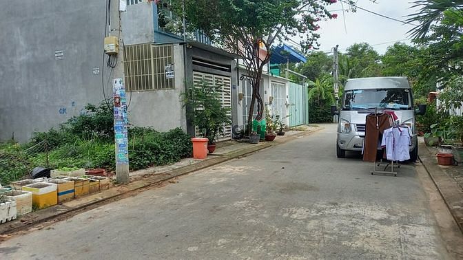Hình ảnh Bán đất hẻm 124 đường  võ văn hát .P long trường .Q9