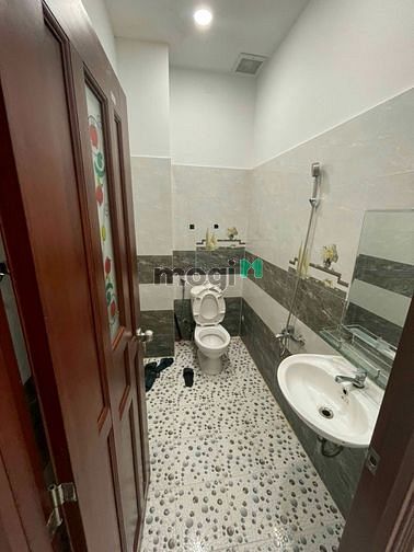 Hình ảnh Nhà Hương Lộ 2 [4x17] 1 trệt 3 lầu 5PN 6WC