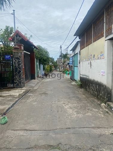 Hình ảnh ,lô đất 2 MT 144m2,P.Tân Hiệp,Gần cầu Sập-hẻm oto,có 3 nhà C4 cho thue